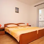 Apartment With Parking Space - 6452