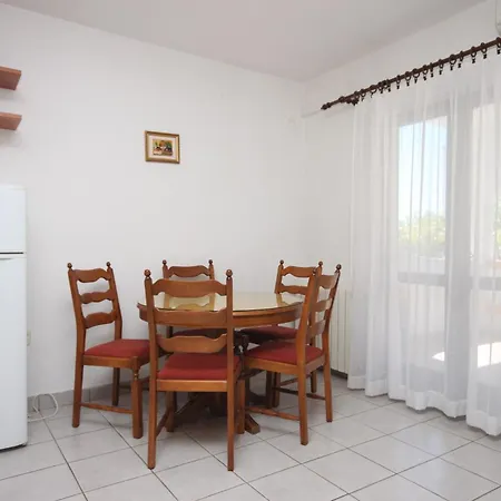 Διαμέρισμα With Parking Space - 6452 *