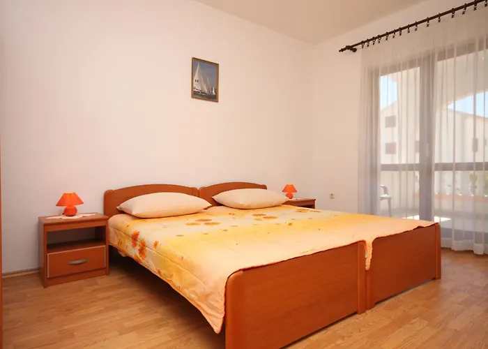 Διαμέρισμα With Parking Space - 6452