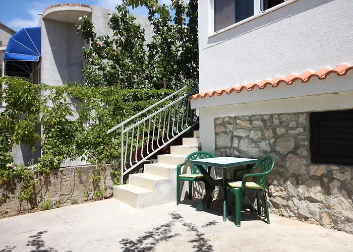 With Parking Space - 6452 Βόντιτσε